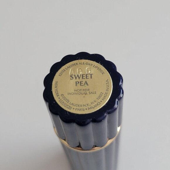 Estee Lauder All Day Lipstick SWEET PEA Navy Blue Ribbed Tube Full Size - Picture 5 of 5